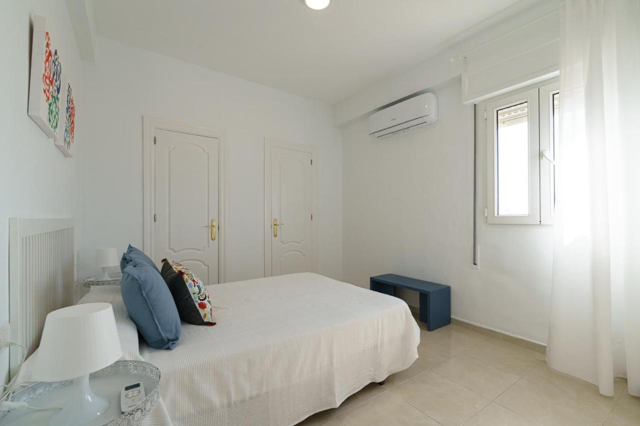 Maisuit Apartment Malaga City Center ภายนอก รูปภาพ