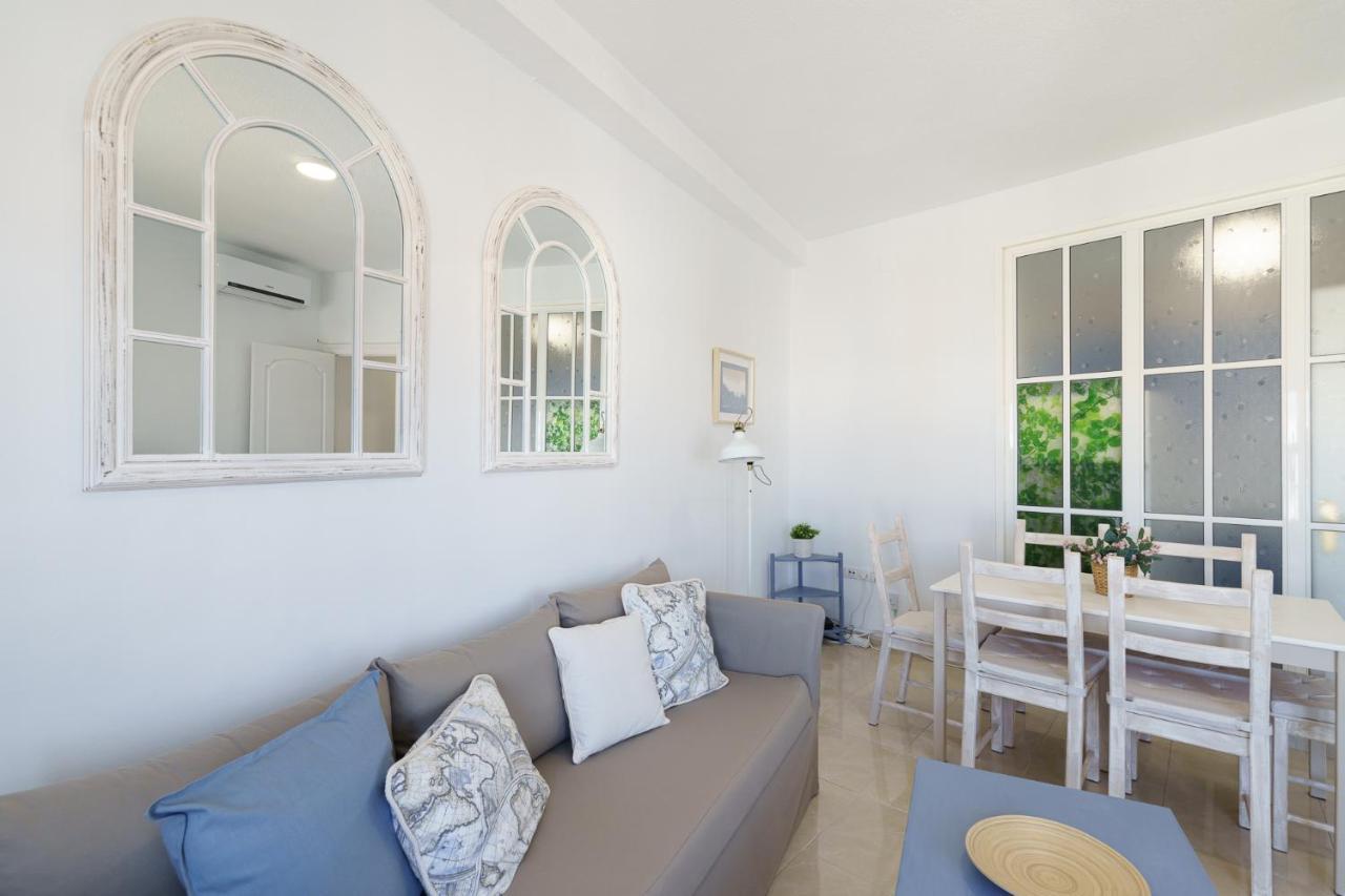Maisuit Apartment Malaga City Center ภายนอก รูปภาพ