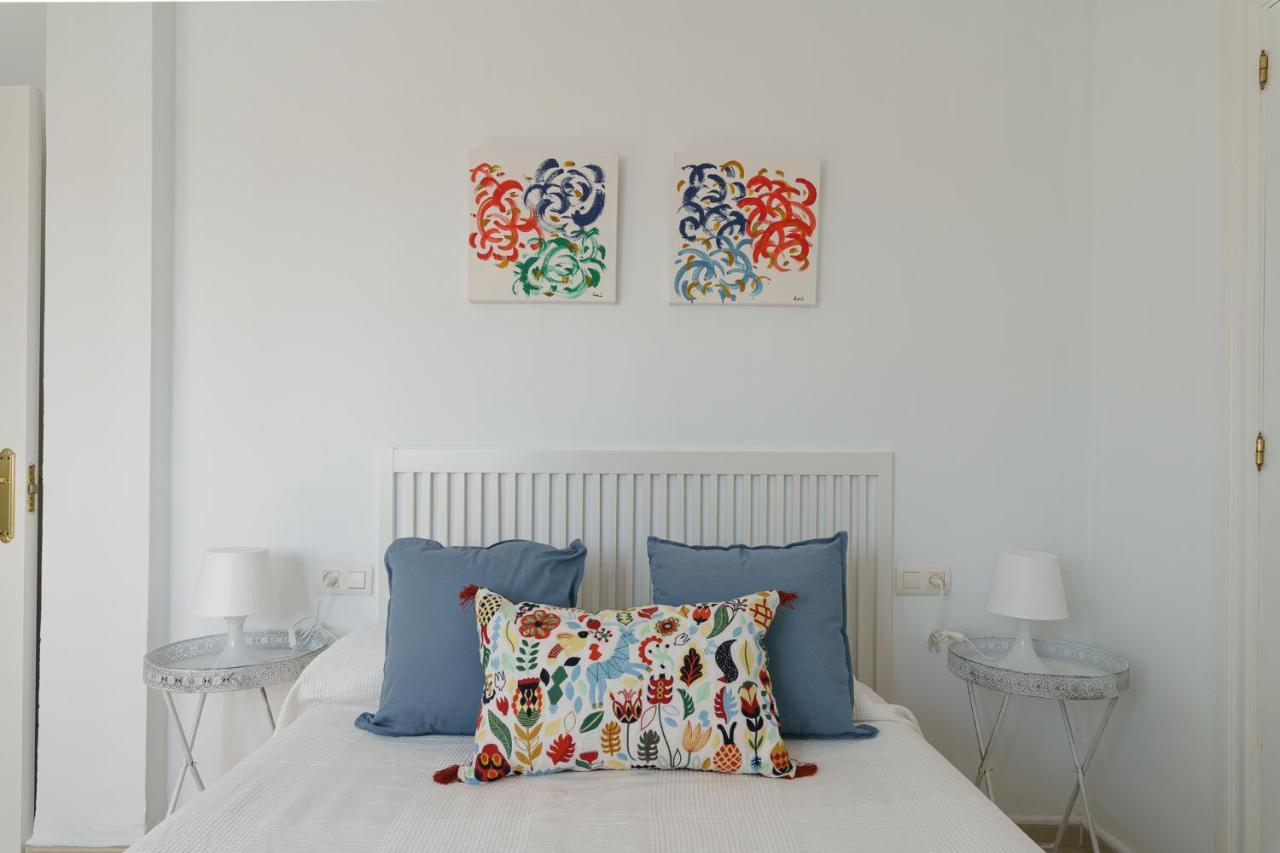 Maisuit Apartment Malaga City Center ภายนอก รูปภาพ