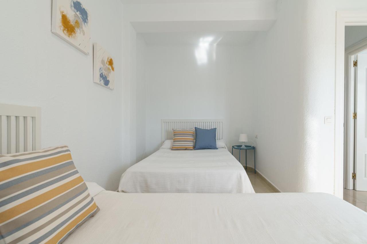 Maisuit Apartment Malaga City Center ภายนอก รูปภาพ
