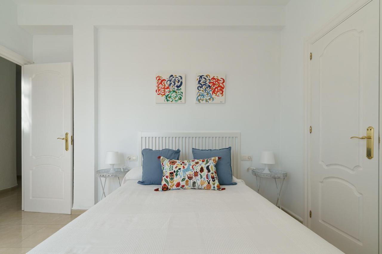 Maisuit Apartment Malaga City Center ภายนอก รูปภาพ